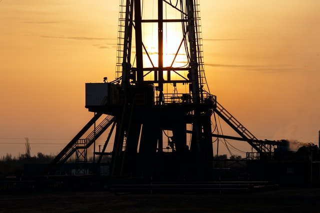 oil well in sunset