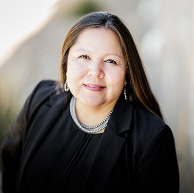 Head shot for Candi