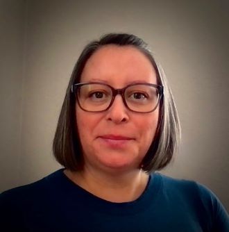 amanda showalter headshot