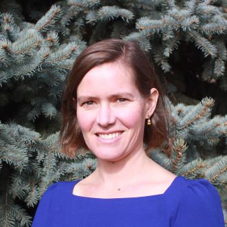 meredith fort headshot