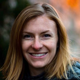 savannag d'evelyn headshot