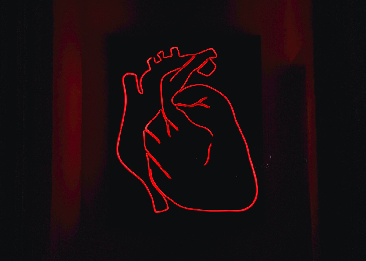 red heart neon sign